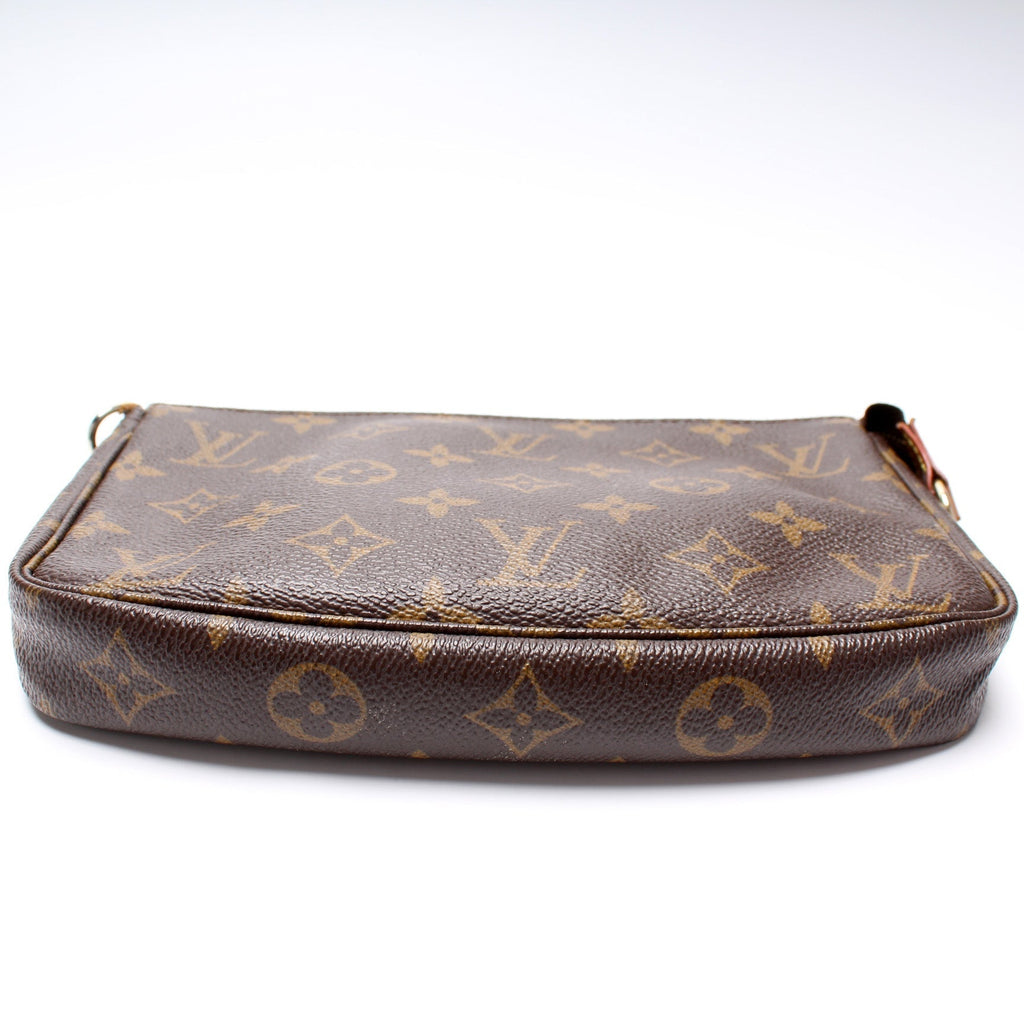Pochette Accessories