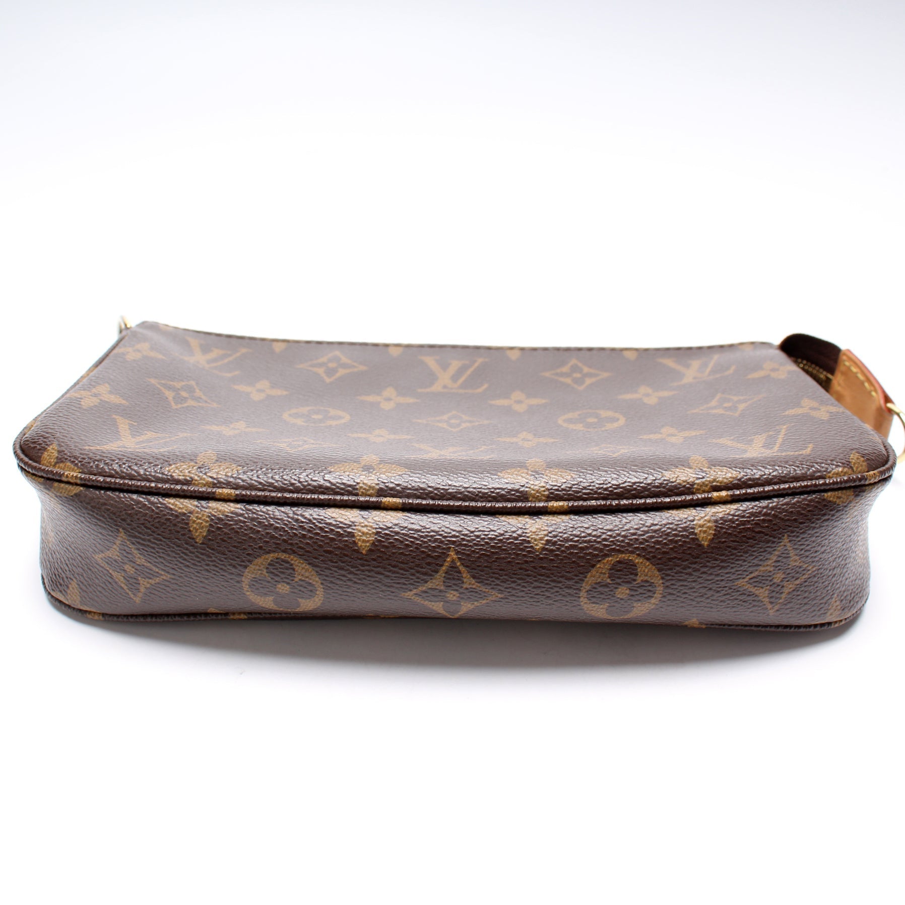 Pochette Accessories
