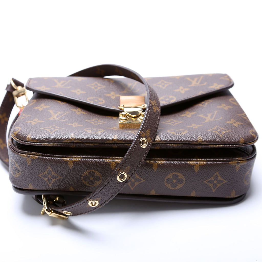 Pochette Metis
