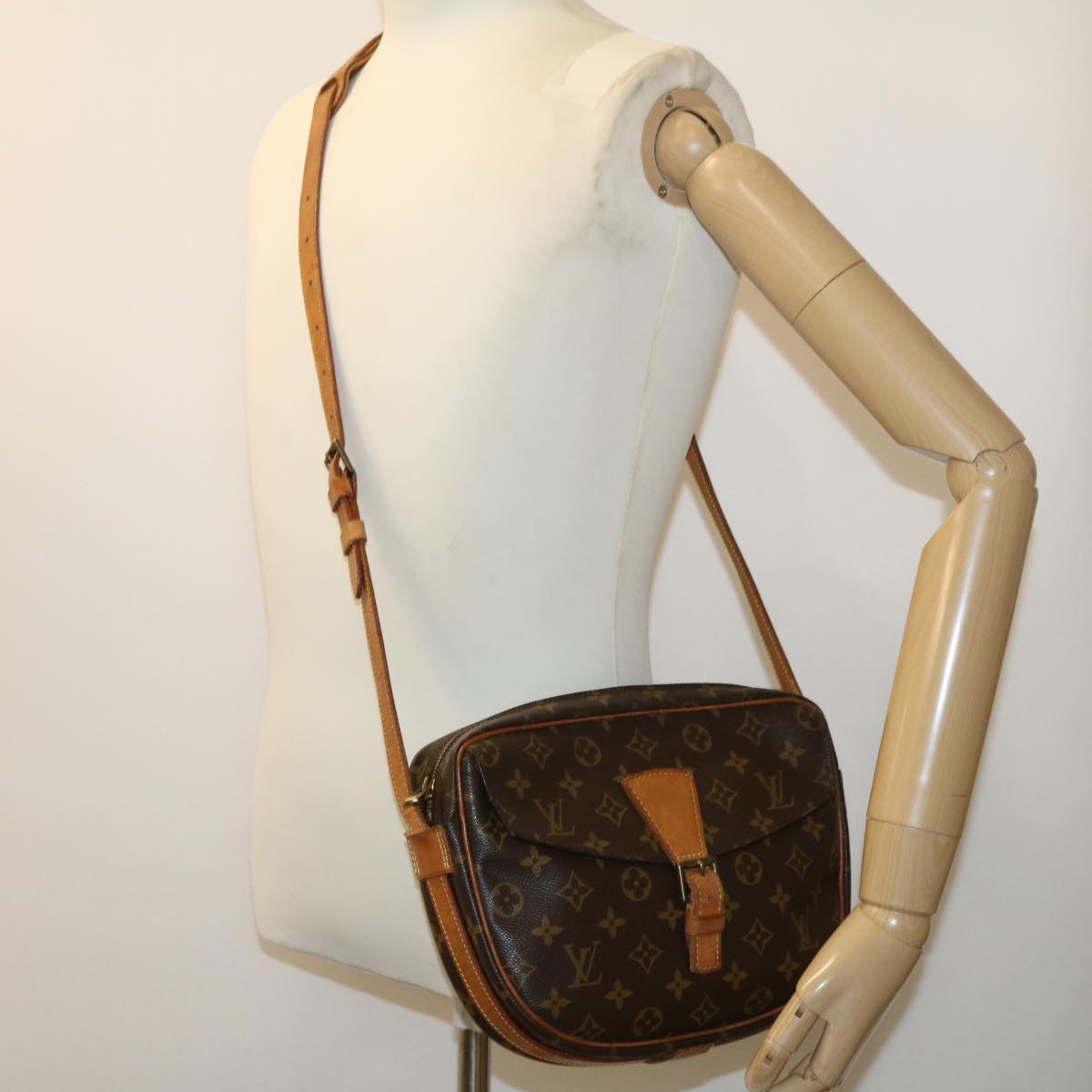 LO-LV bags 6865