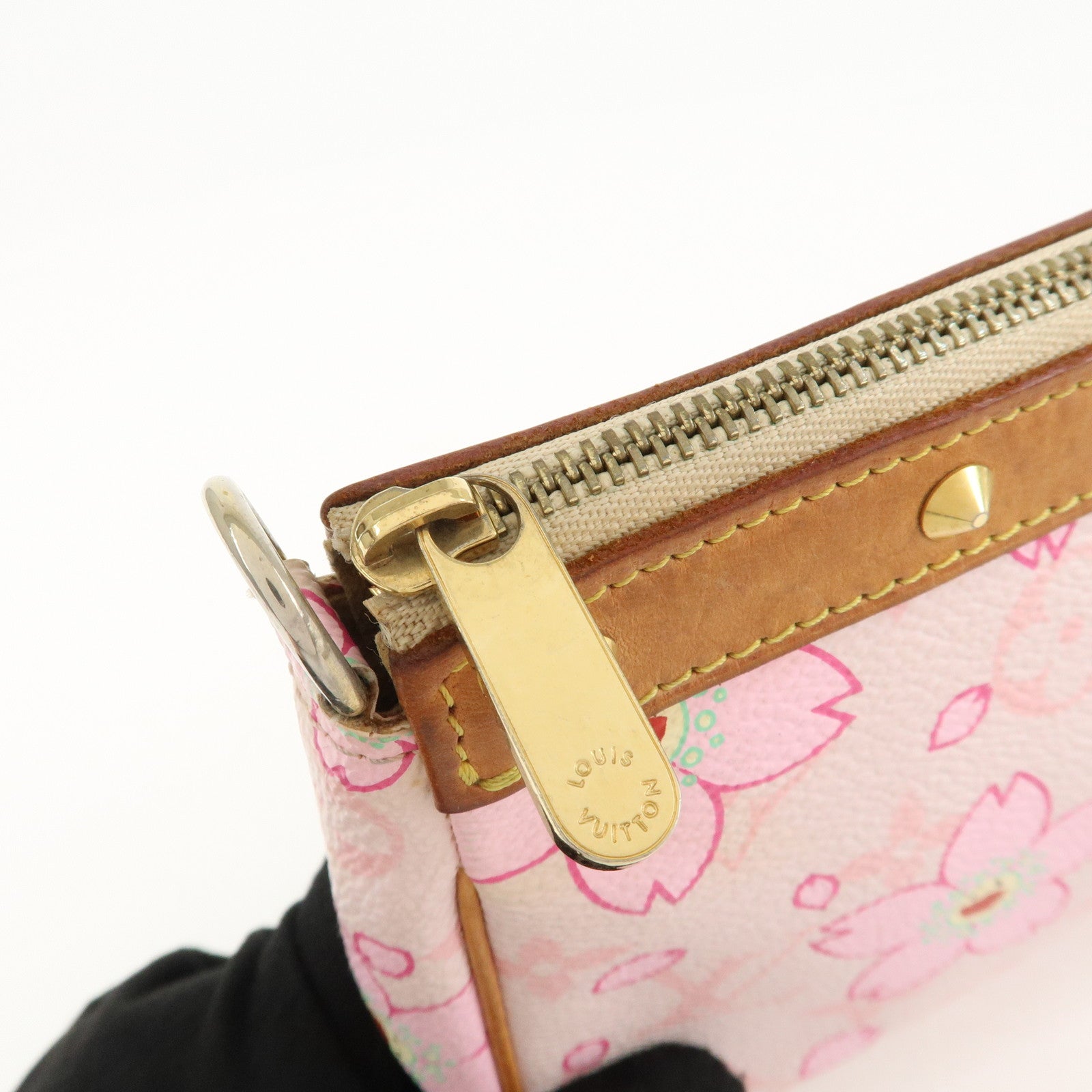 LO-LV bags 3761