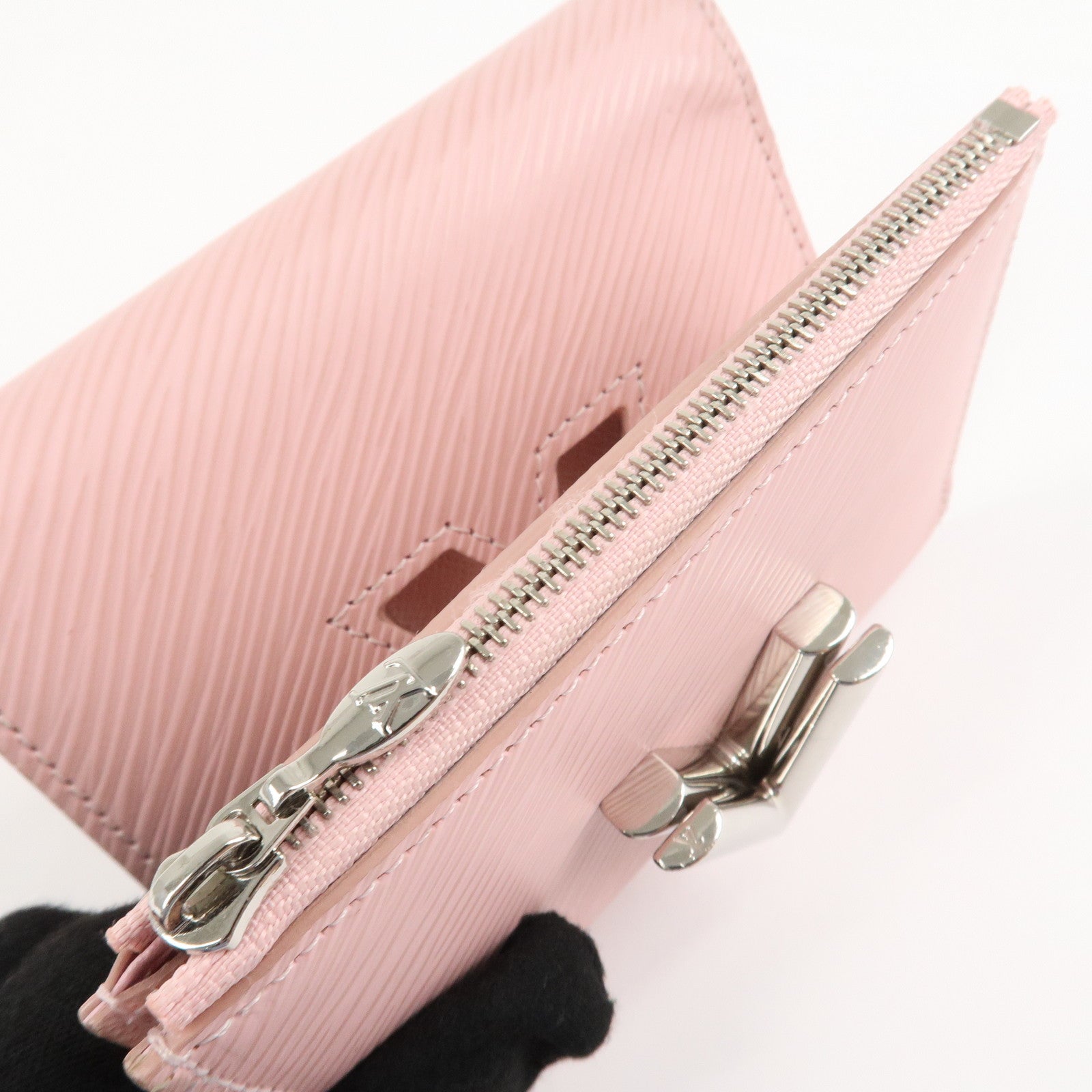 LO-LV bags 3803