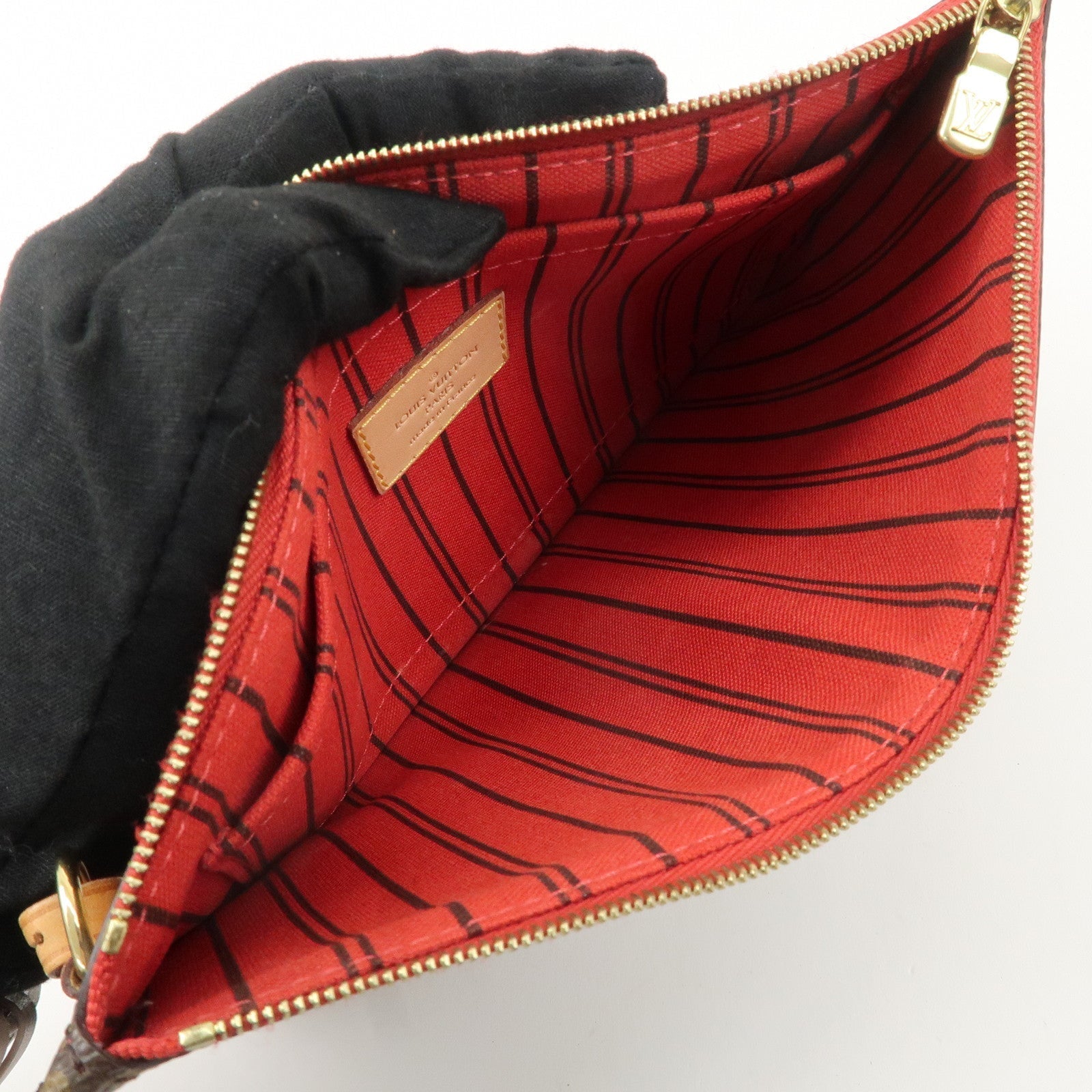 LO-LV bags 3854