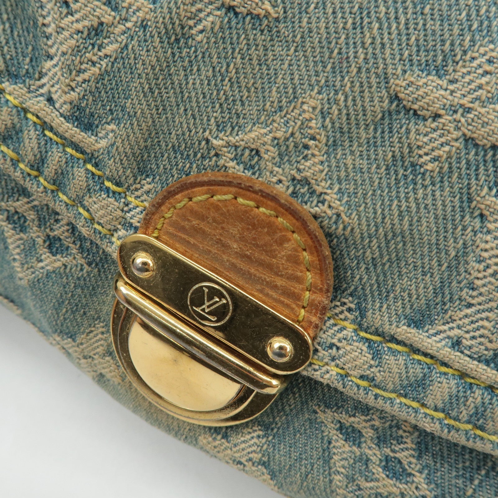 LO-LV bags 3840