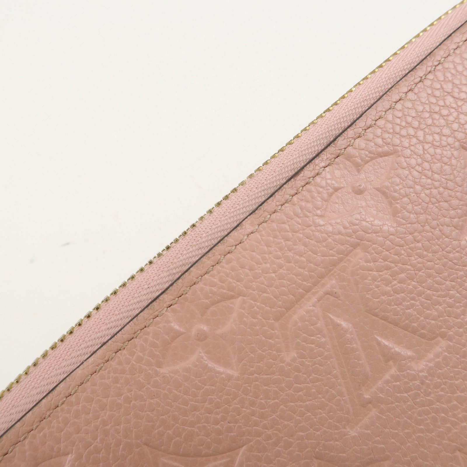 LO-LV bags 3959