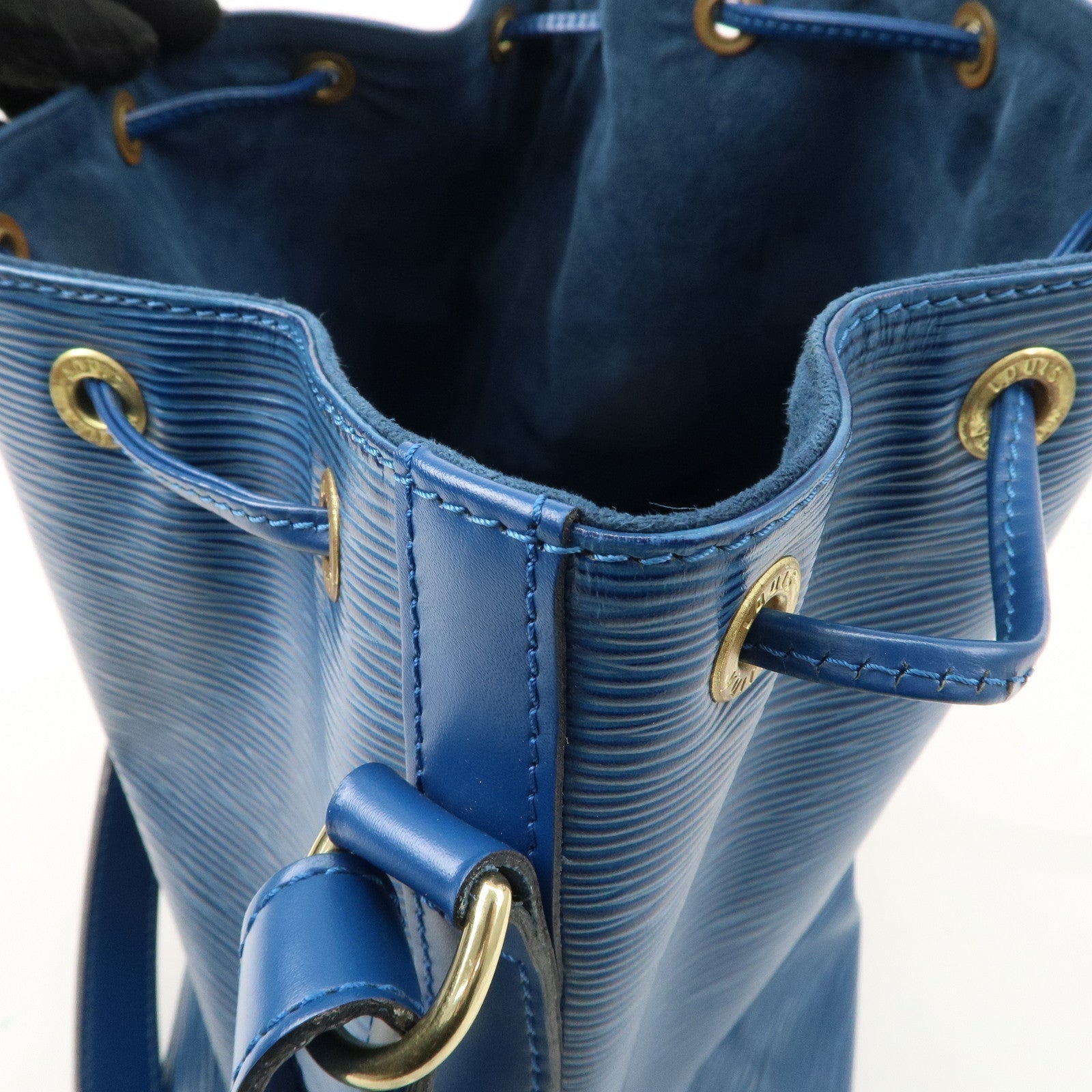 LO-LV bags 3520