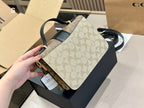 LO - CCH Bags - 121