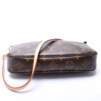 Pochette Accessories