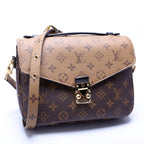 Pochette Metis