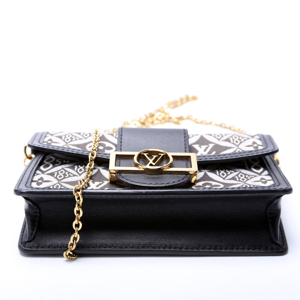 Dauphine Wallet