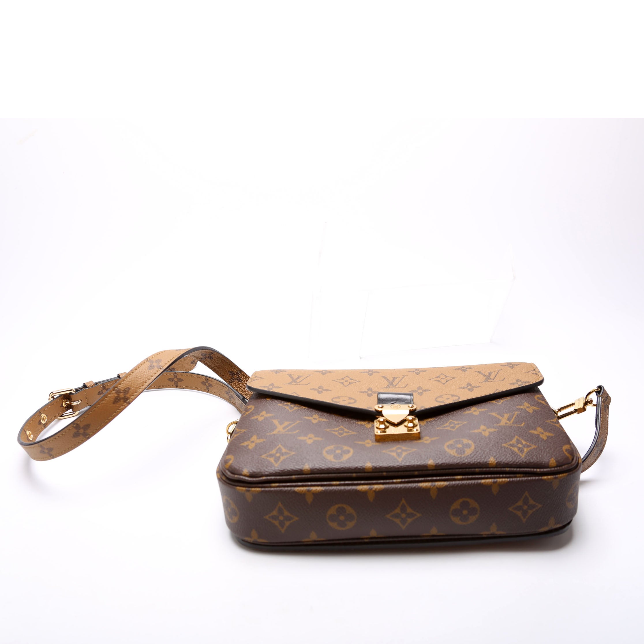 Pochette Metis