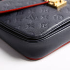 Pochette Metis