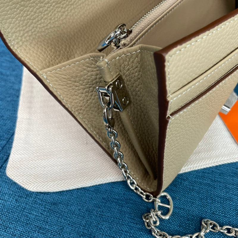 LO - HRMS LUXURY BAGS - 694