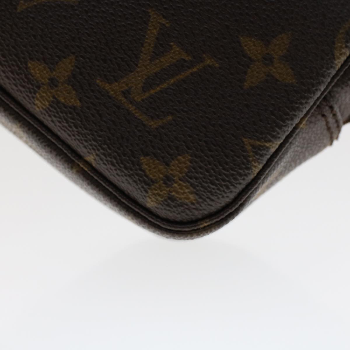 LO-LV bags 2591