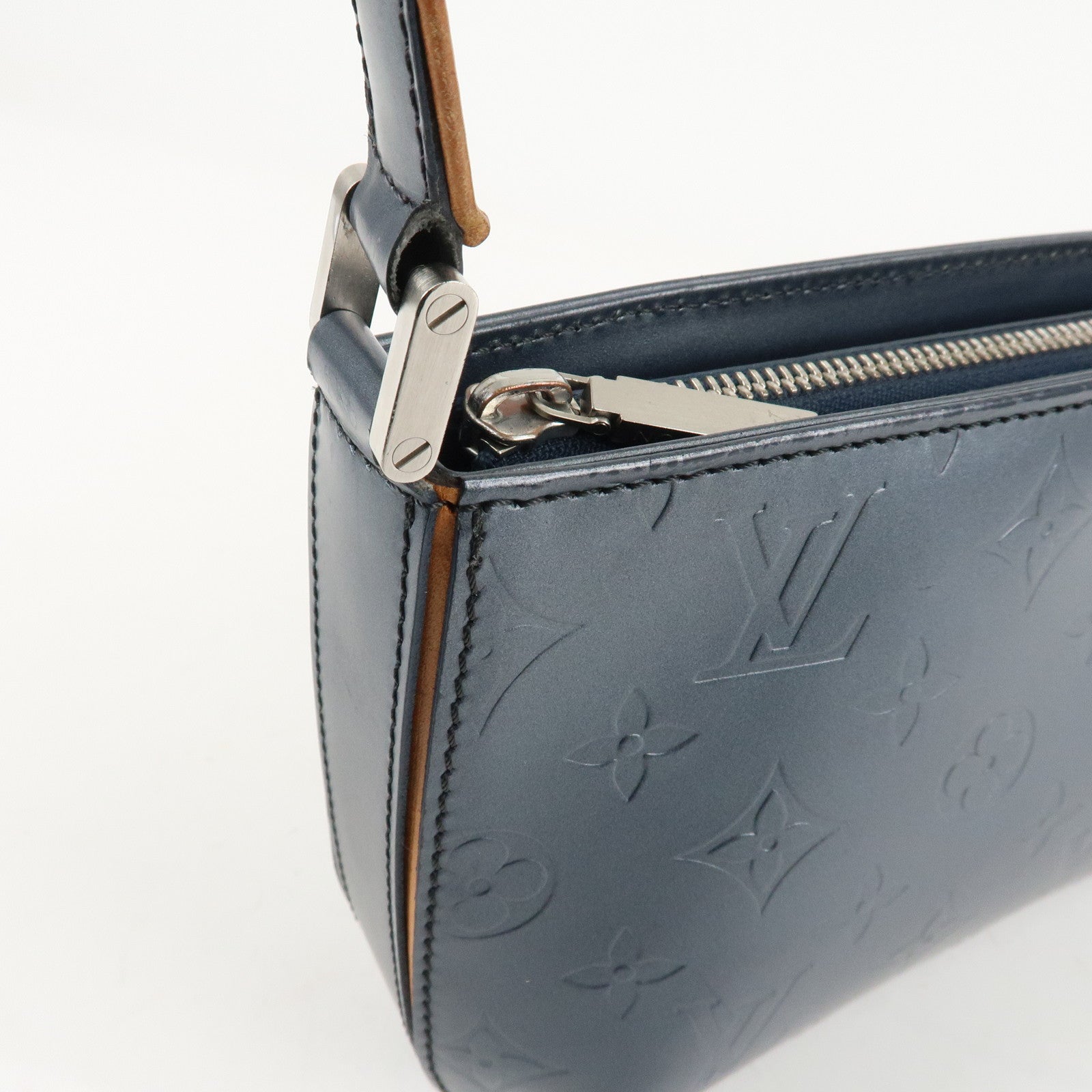 LO-LV bags 3831