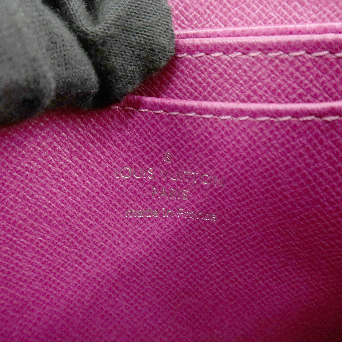LO-LV bags 3951