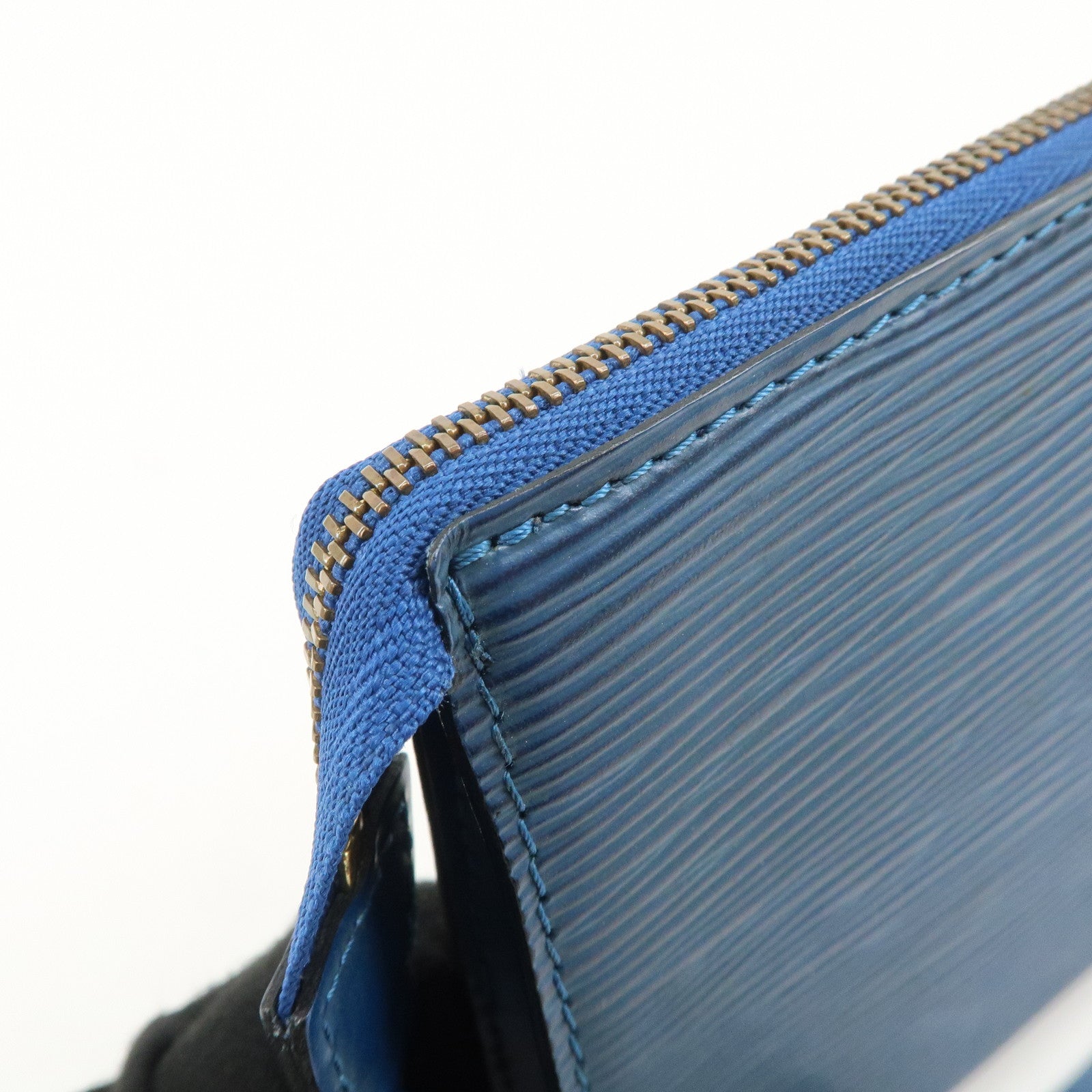 LO-LV bags 3783