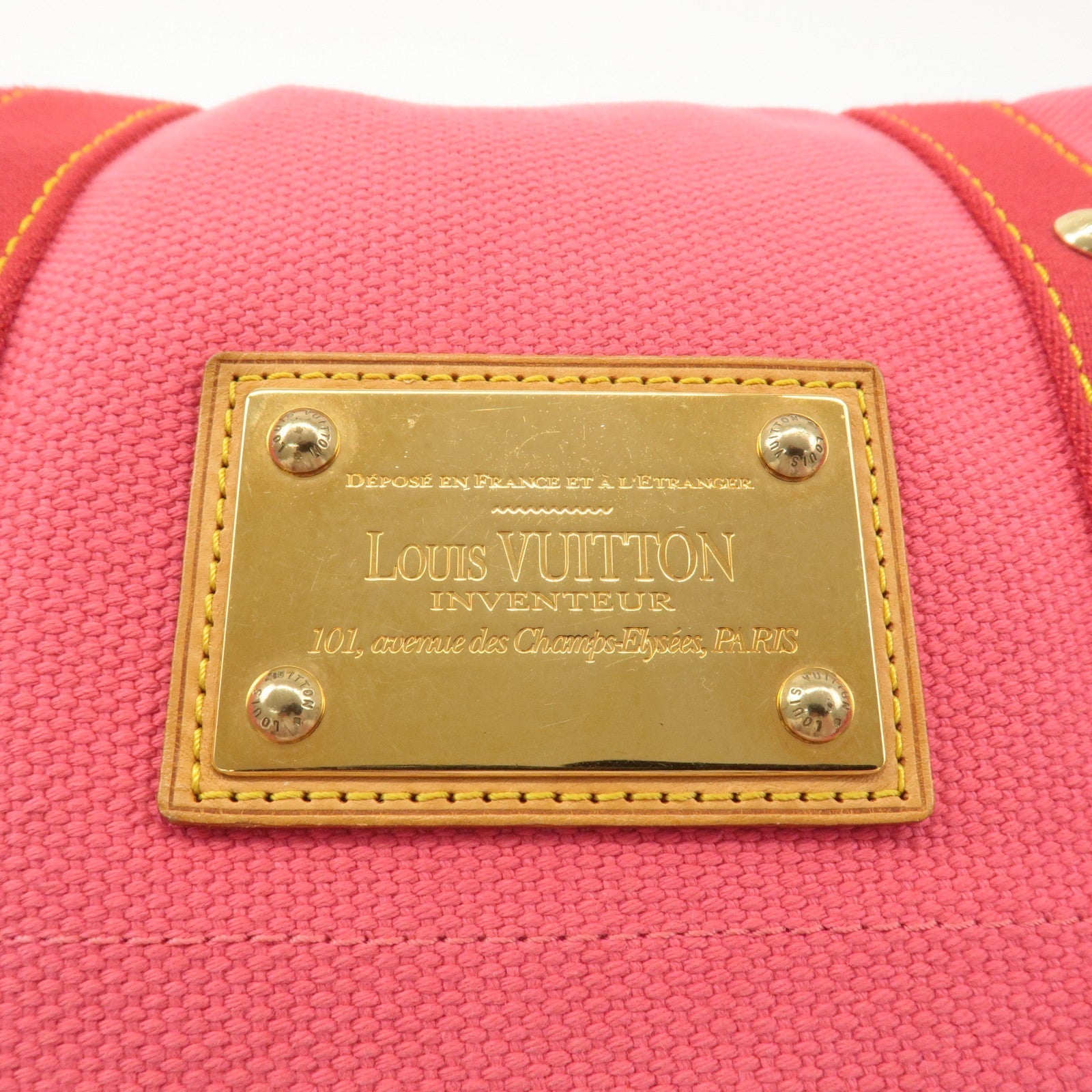 LO-LV bags 4076