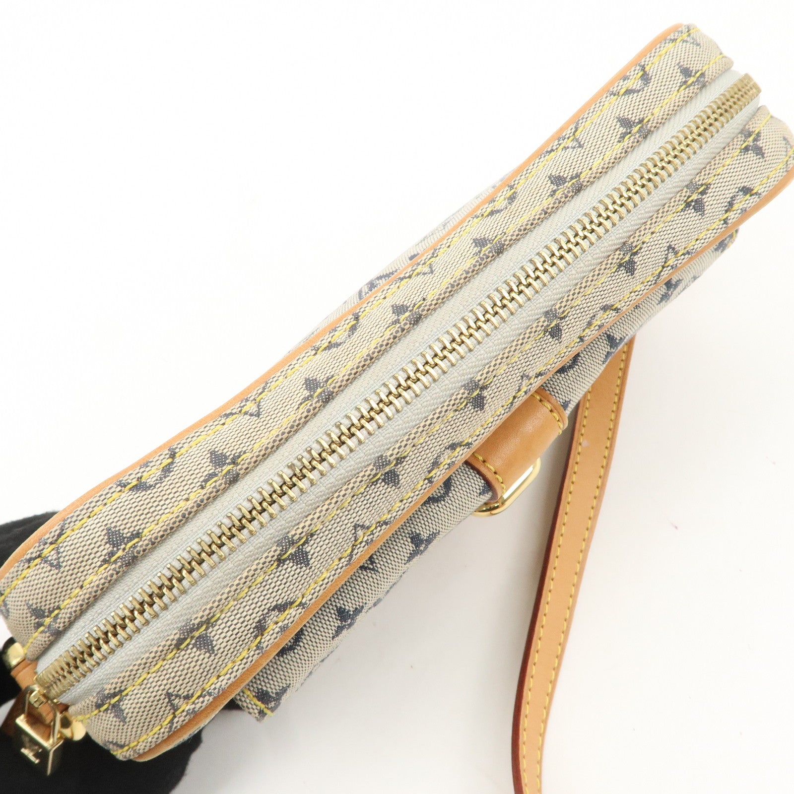 LO-LV bags 3872