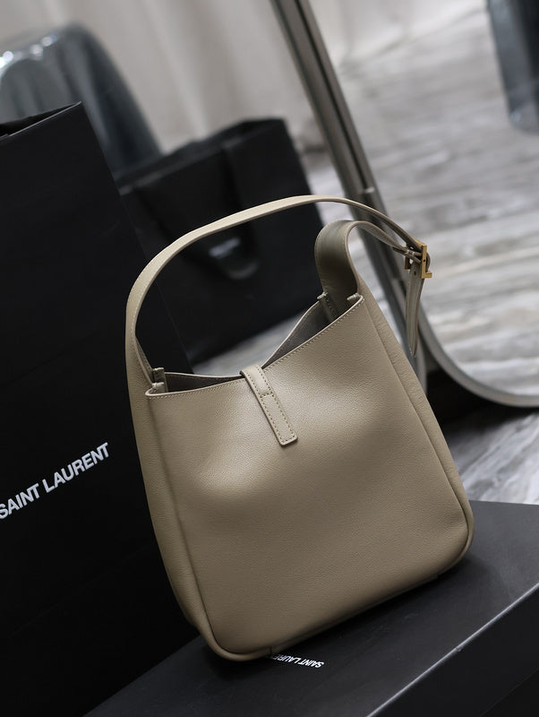 BB - YSL Bag - 1853