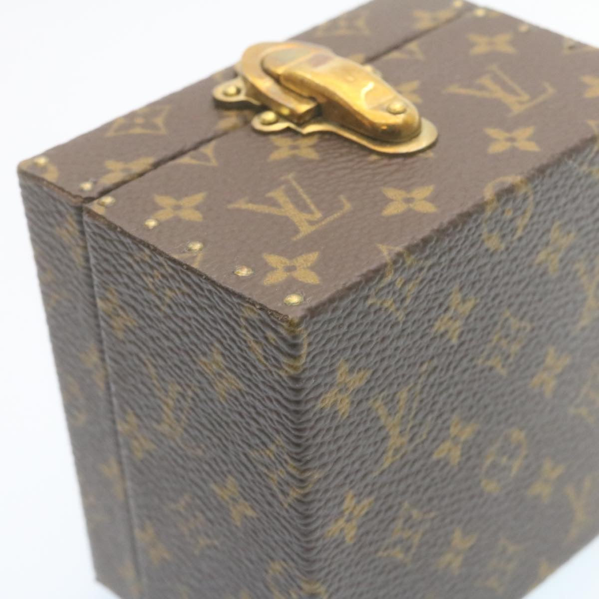 LO-LV bags 6843