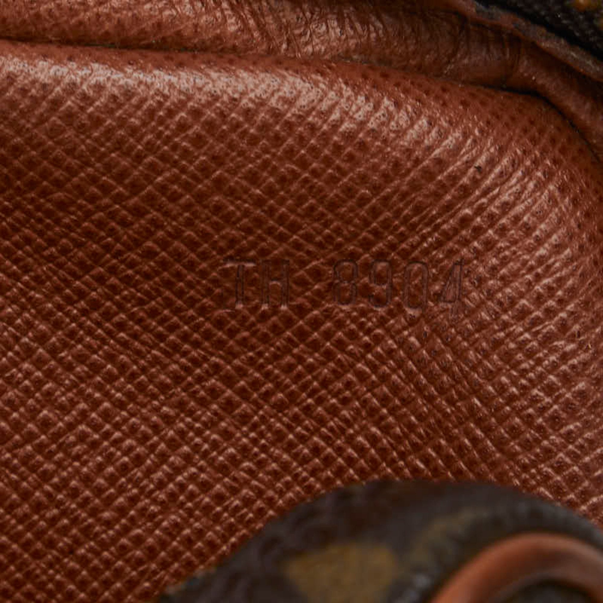 LO-LV bags 701