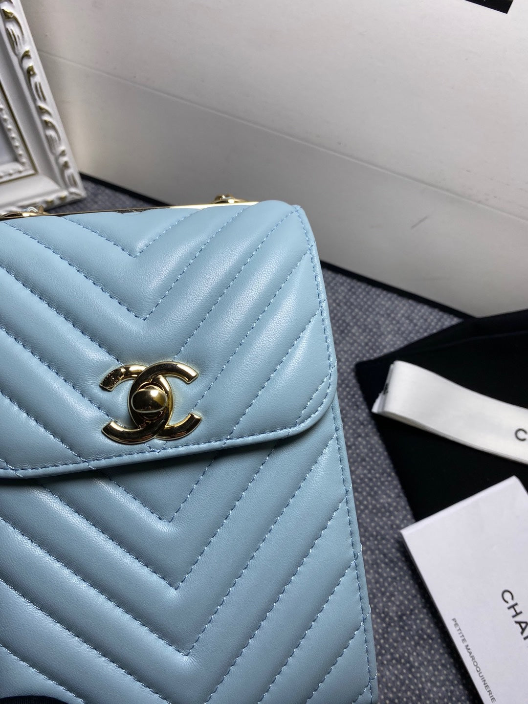 CHL -  Chevron Trendy CHL -  Phone Light Blue Bag For Women 18LO/7in
