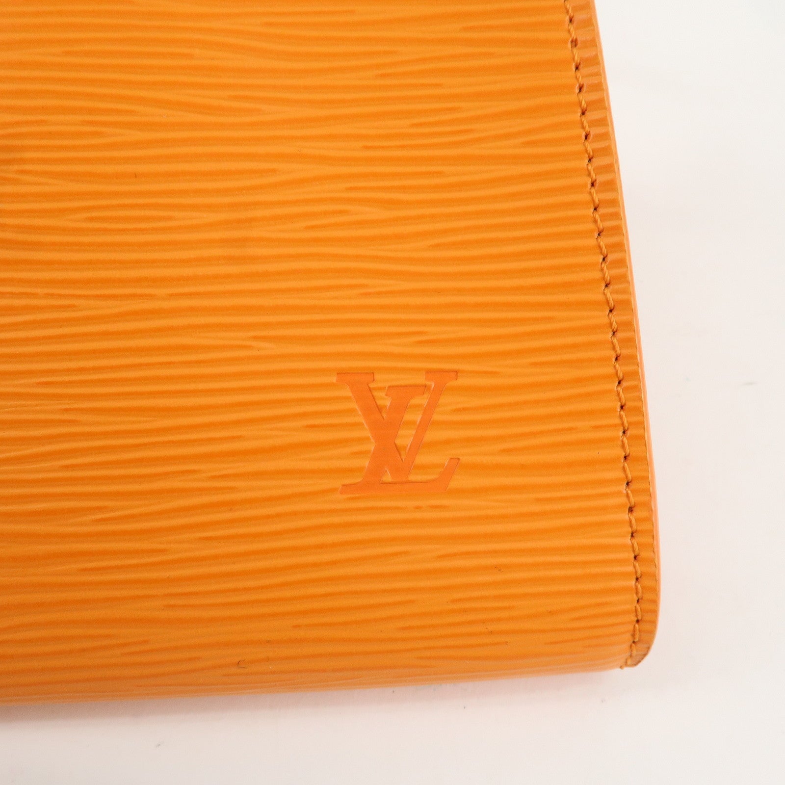 LO-LV bags 4023