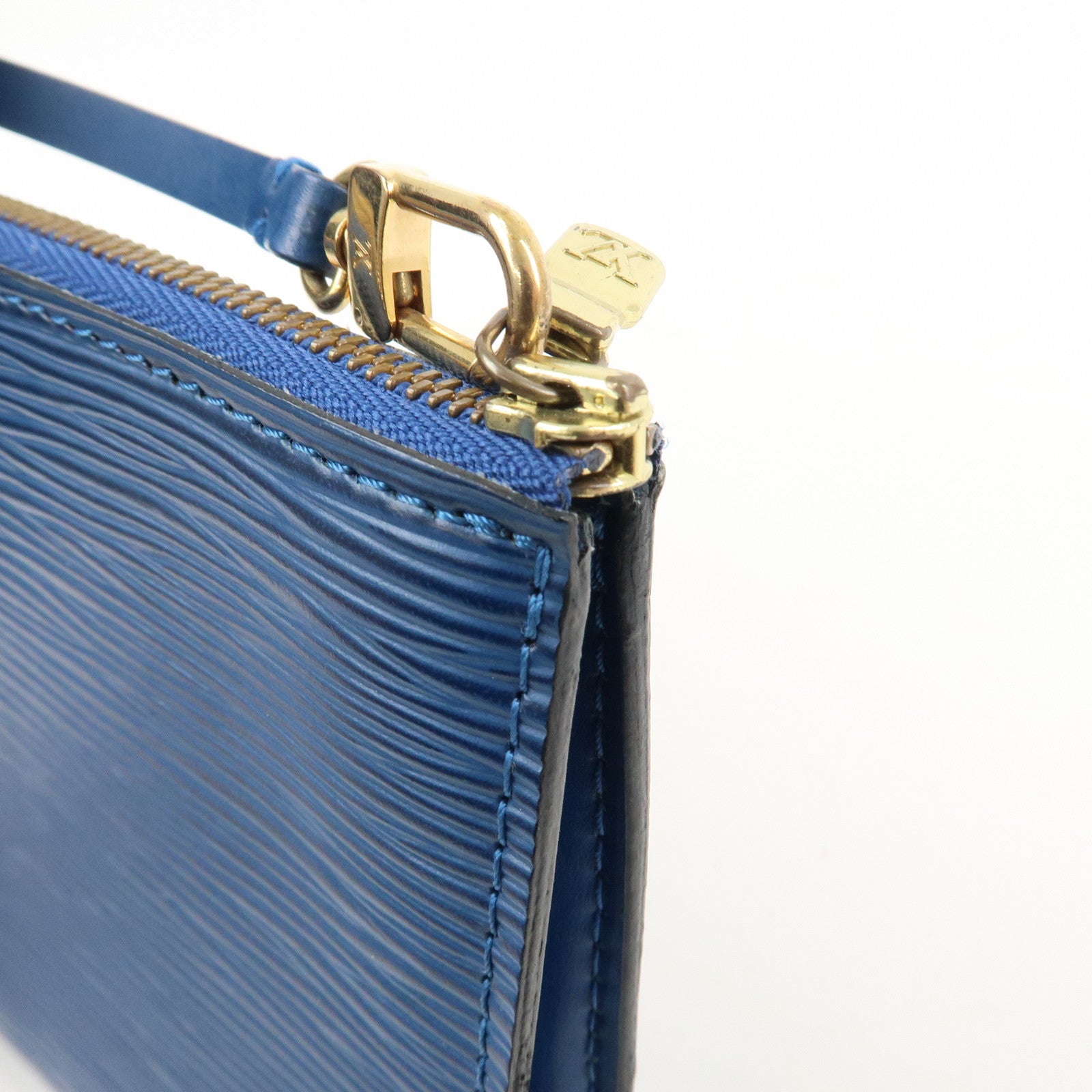 LO-LV bags 3878