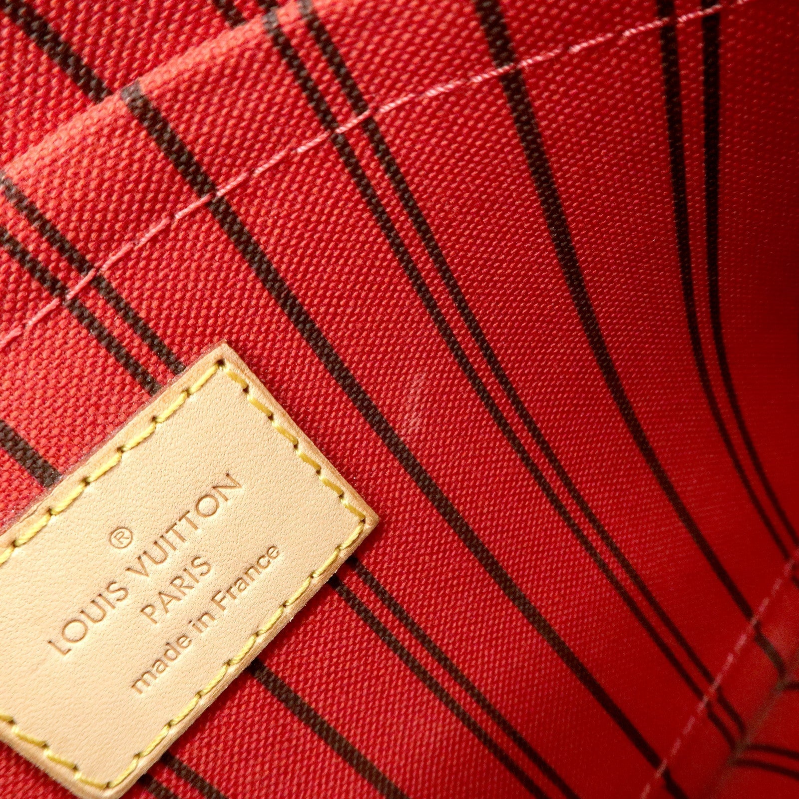 LO-LV bags 3854