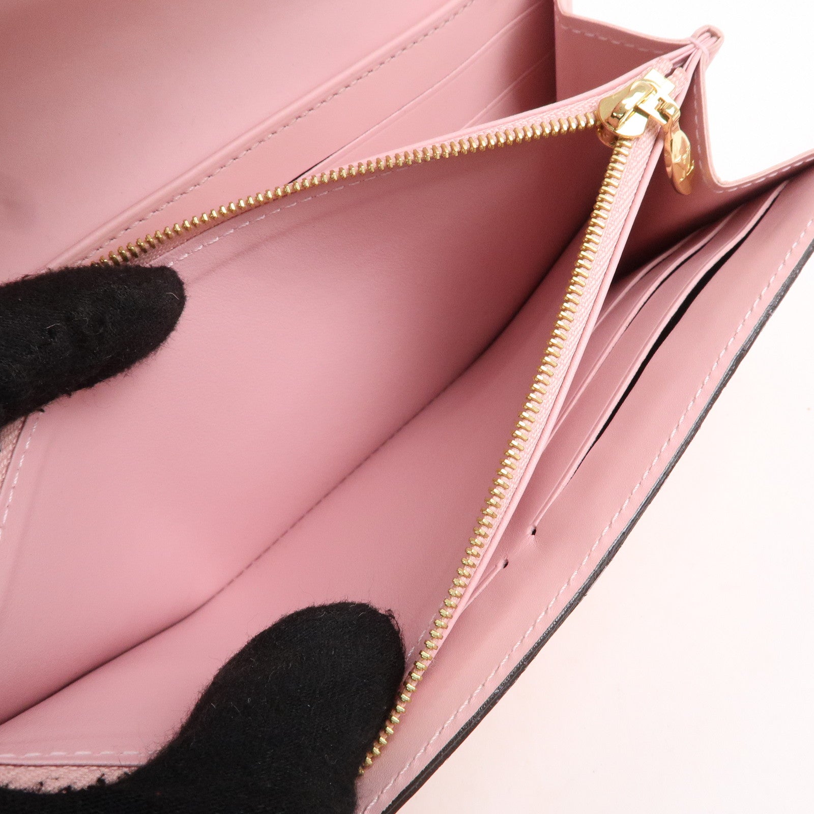 LO-LV bags 4135