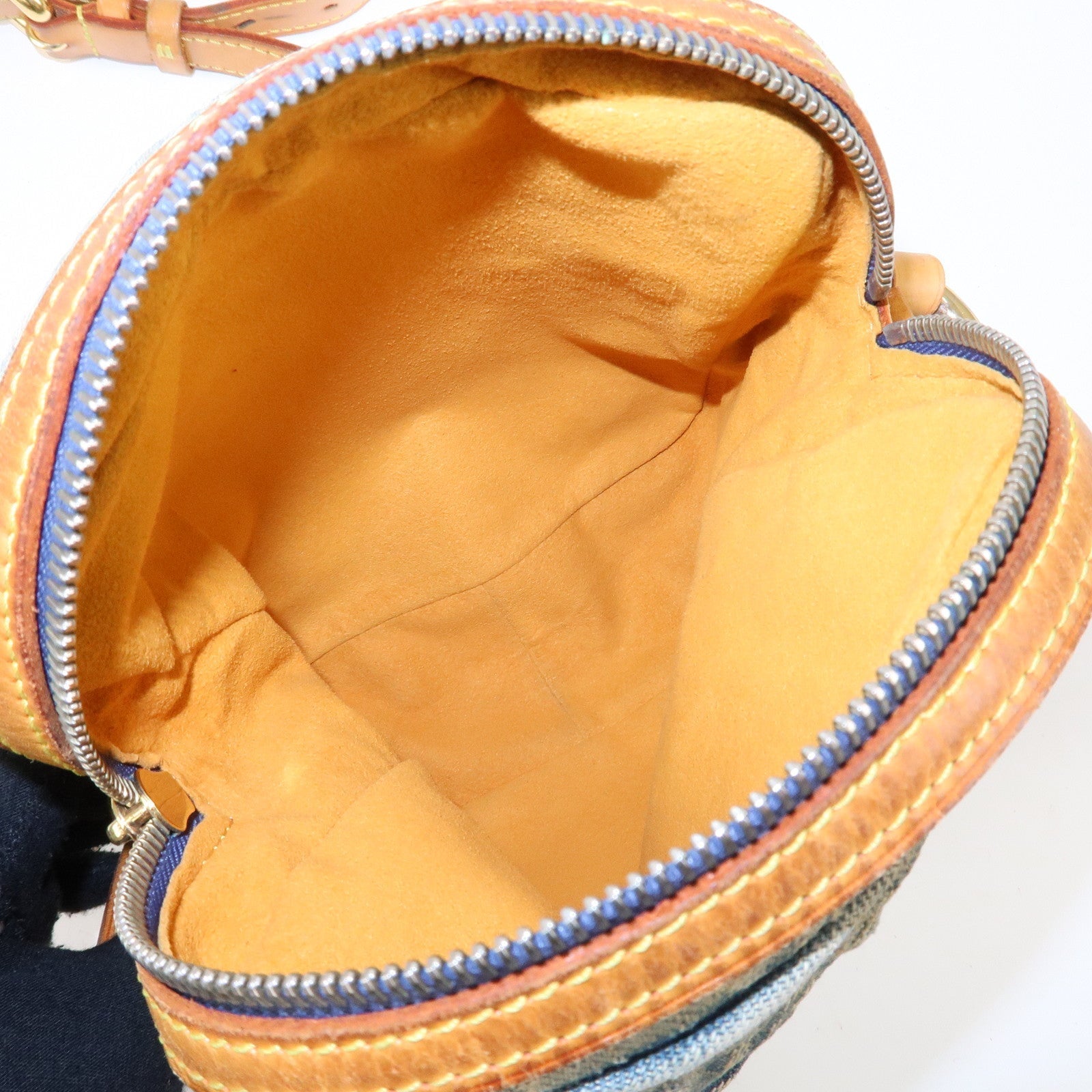 LO-LV bags 3768