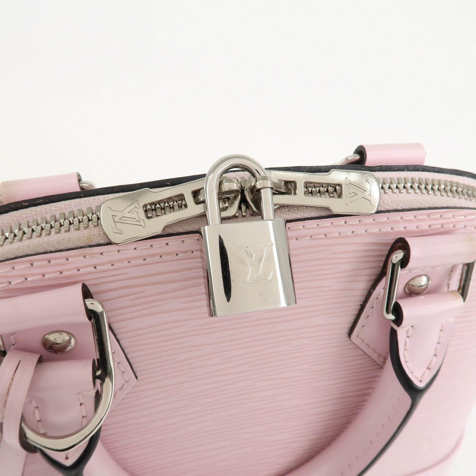 LO-LV bags 3952