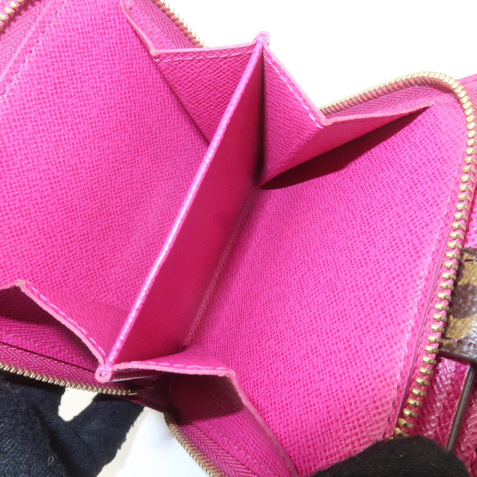 LO-LV bags 4032