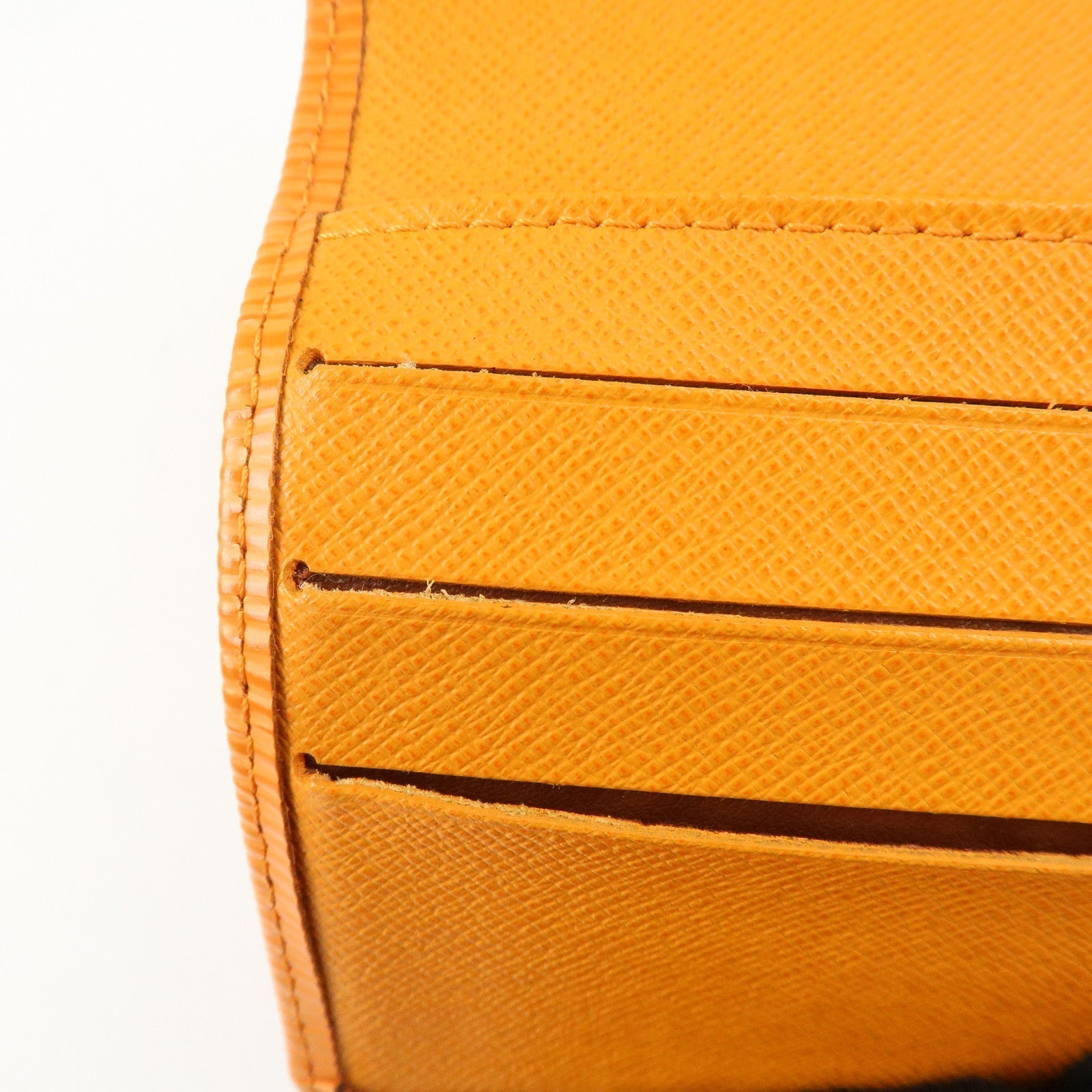 LO-LV bags 3789