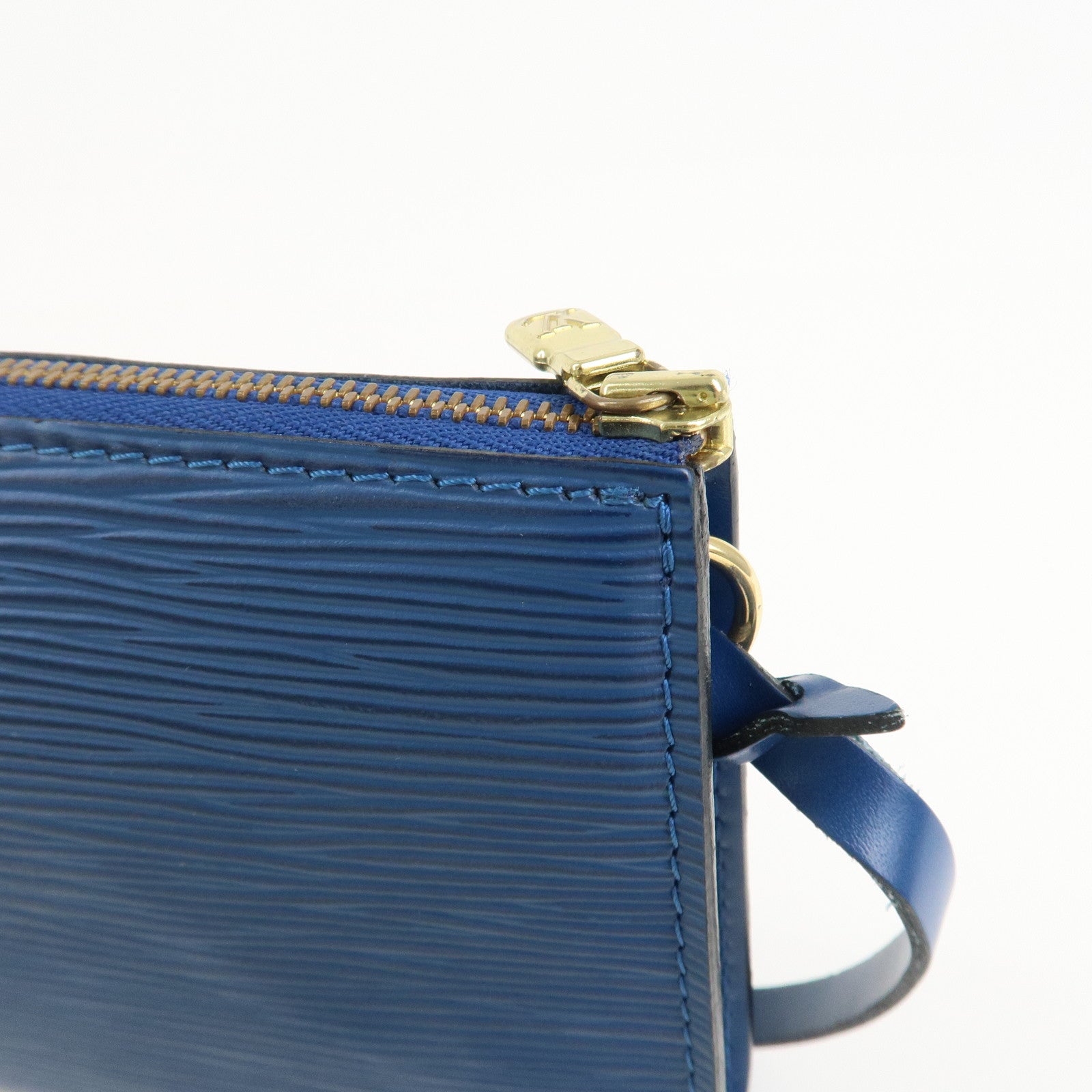 LO-LV bags 3822