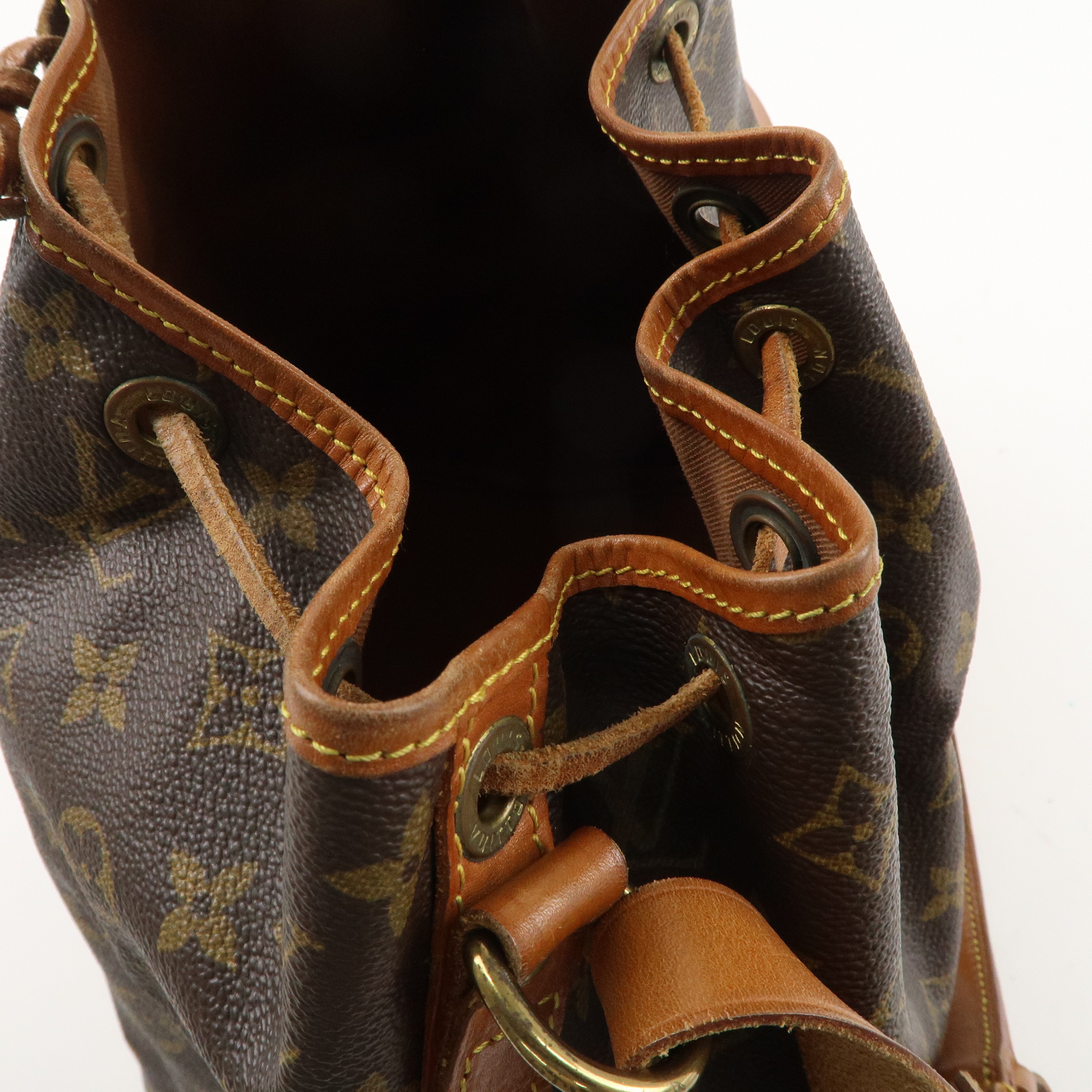 LO-LV bags 3497