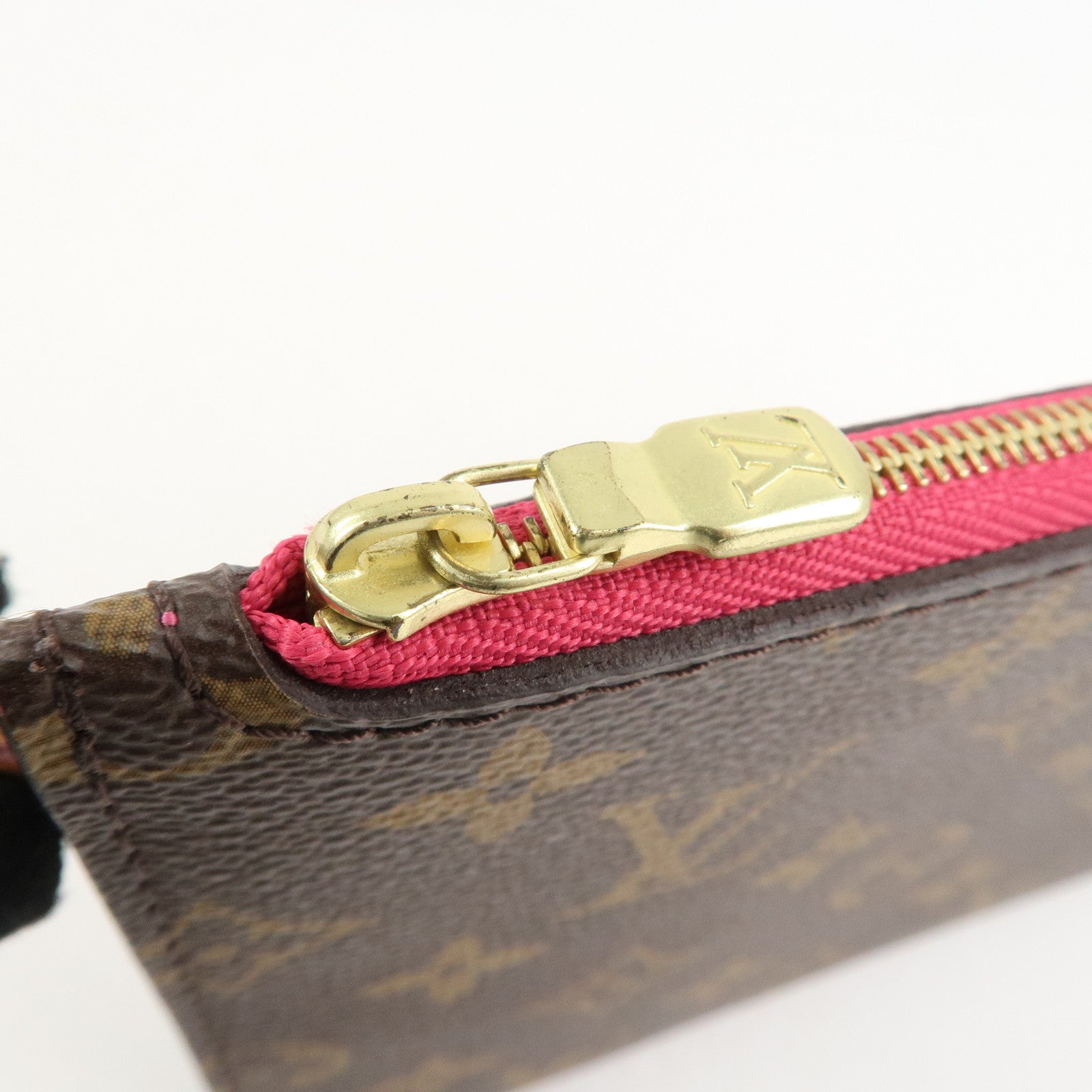 LO-LV bags 3850