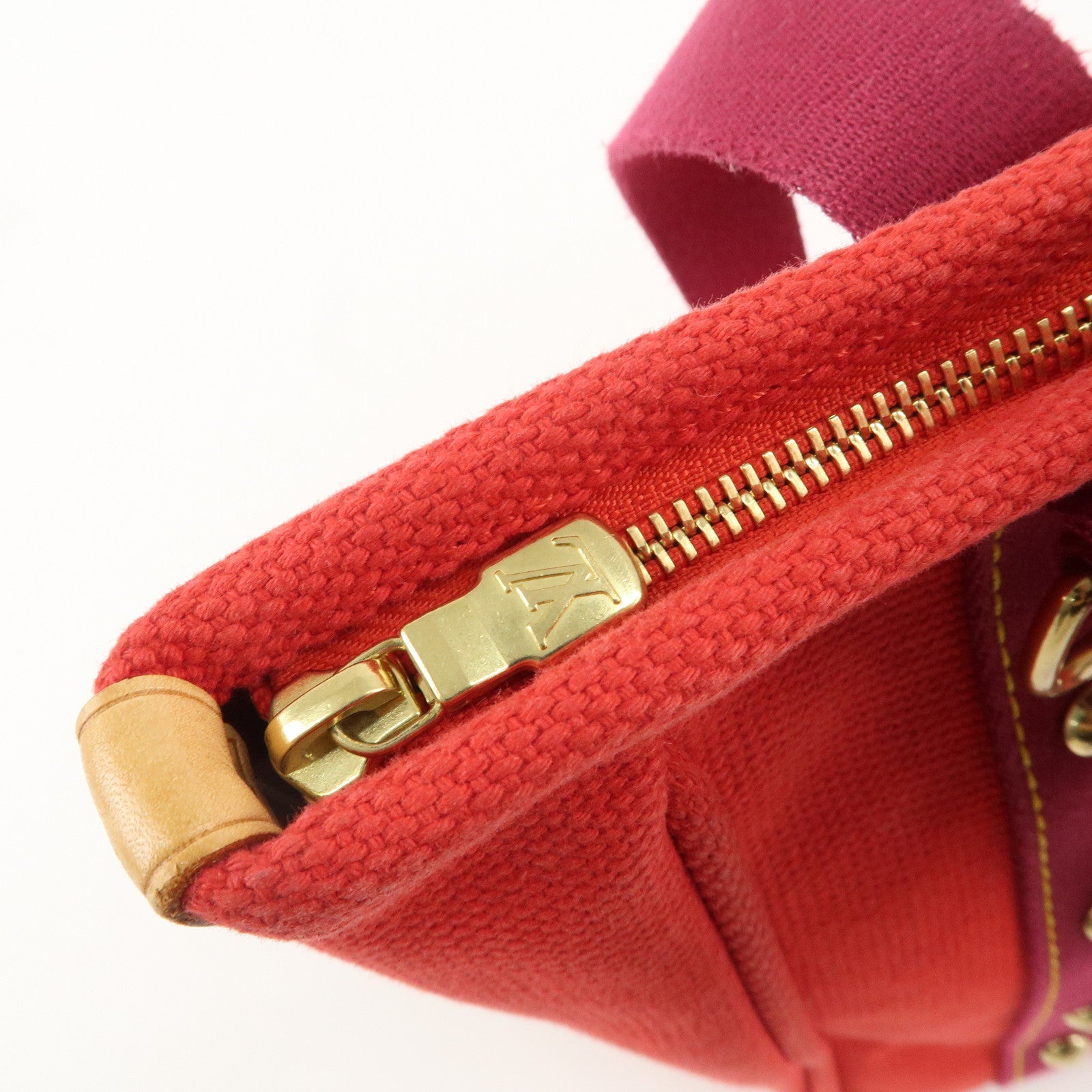 LO-LV bags 4031