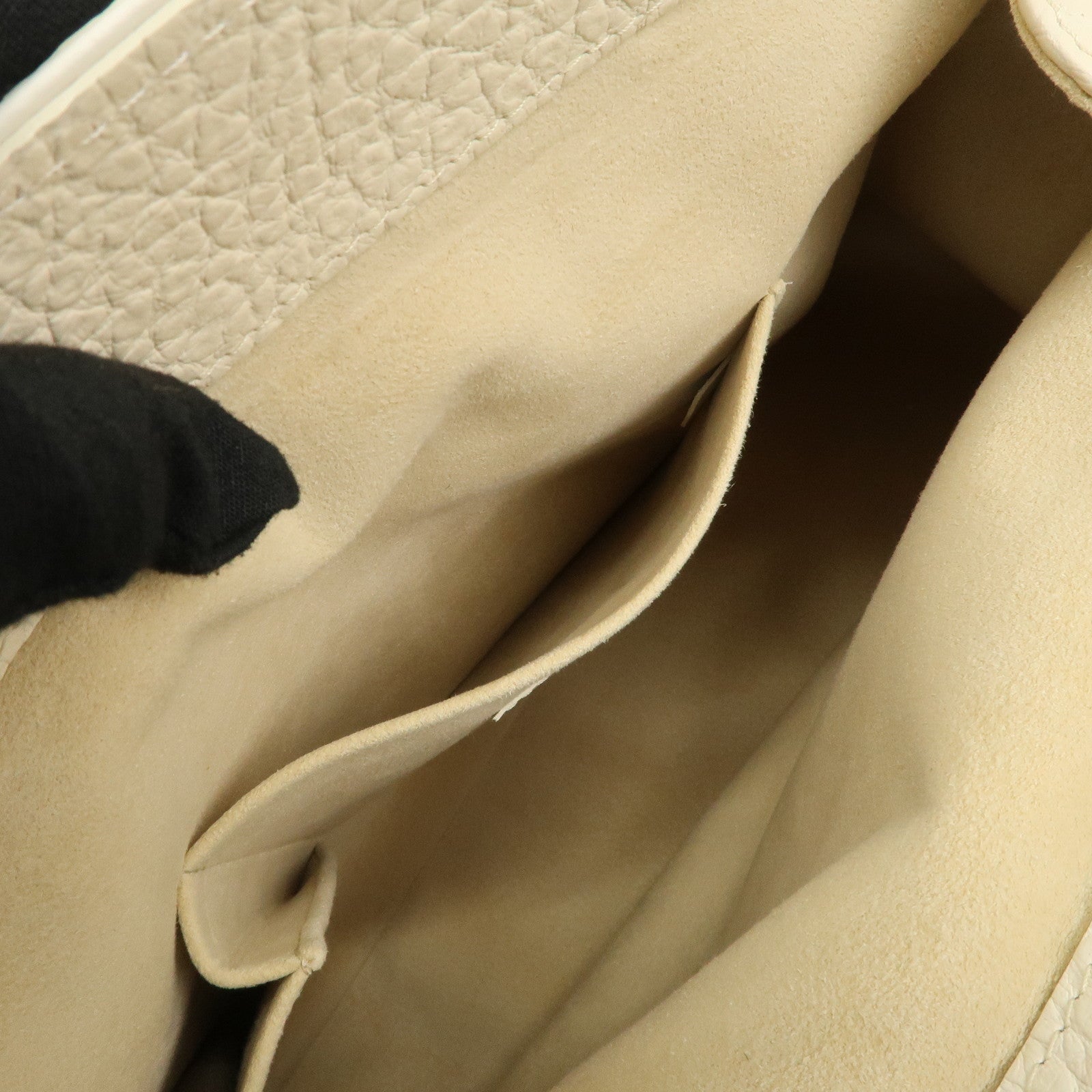 LO-LV bags 3758