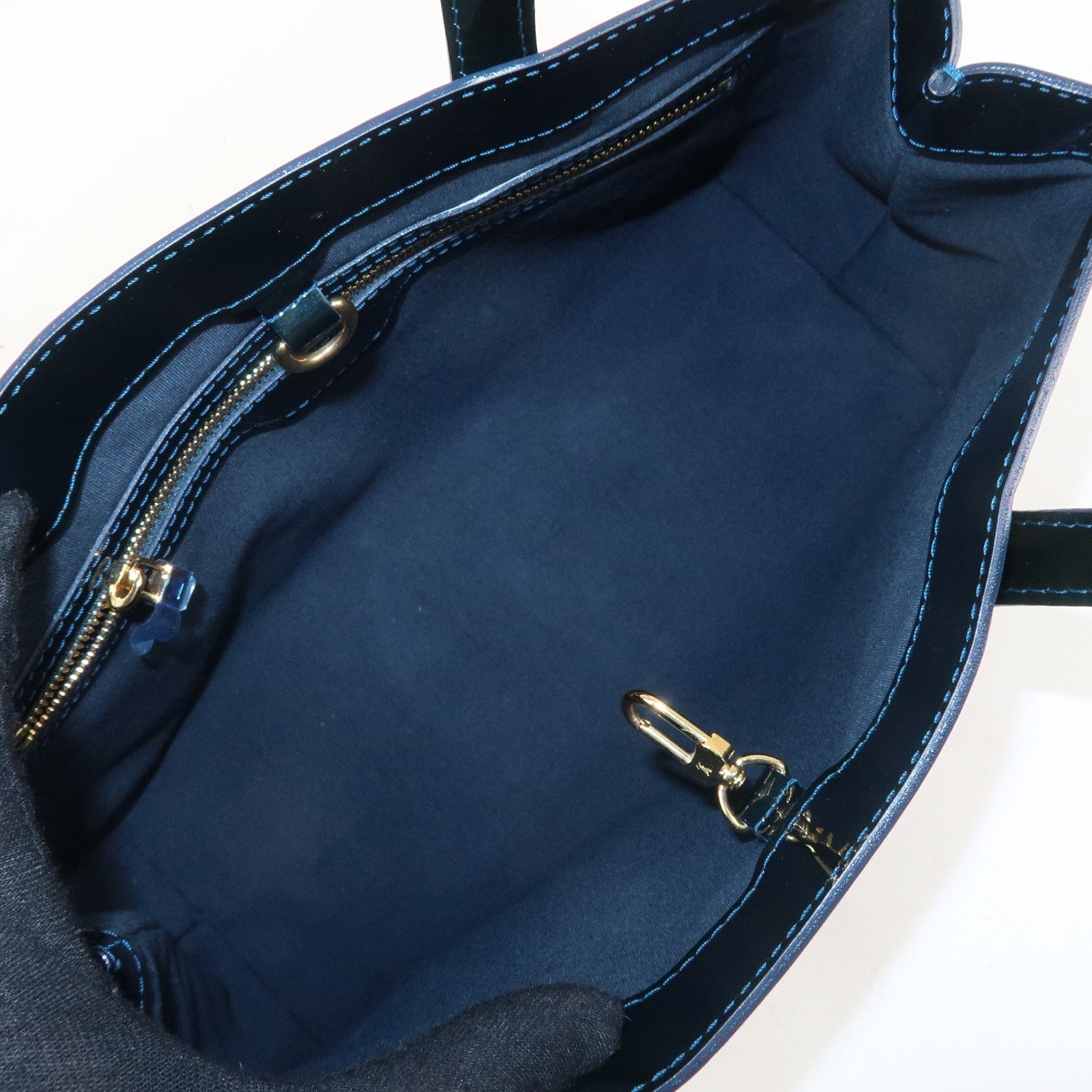 LO-LV bags 4049