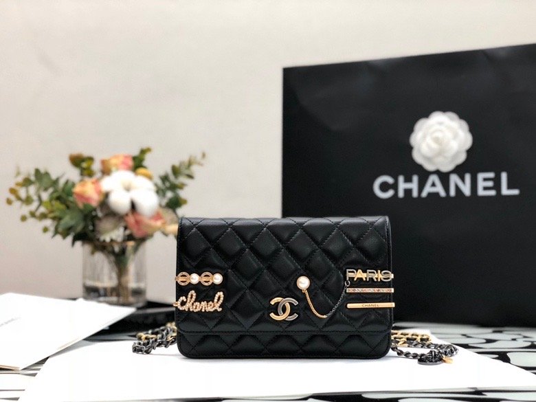 CHL -  Flap Bag Gold Toned Hardware Black For Women 7.4in/19LO
