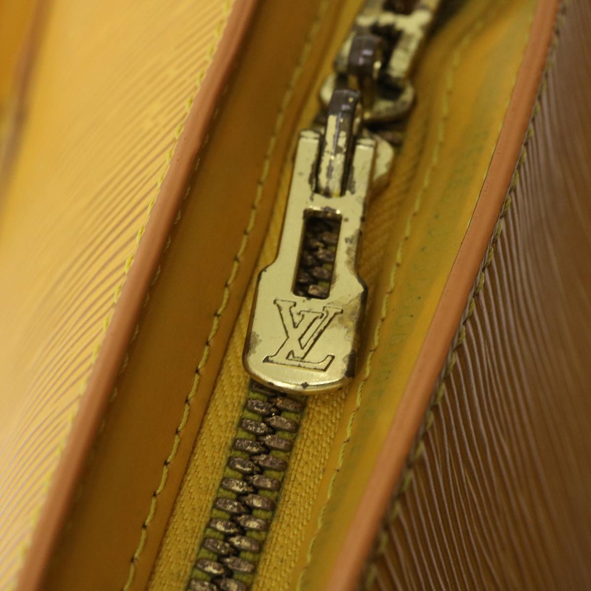 LO-LV bags 6942