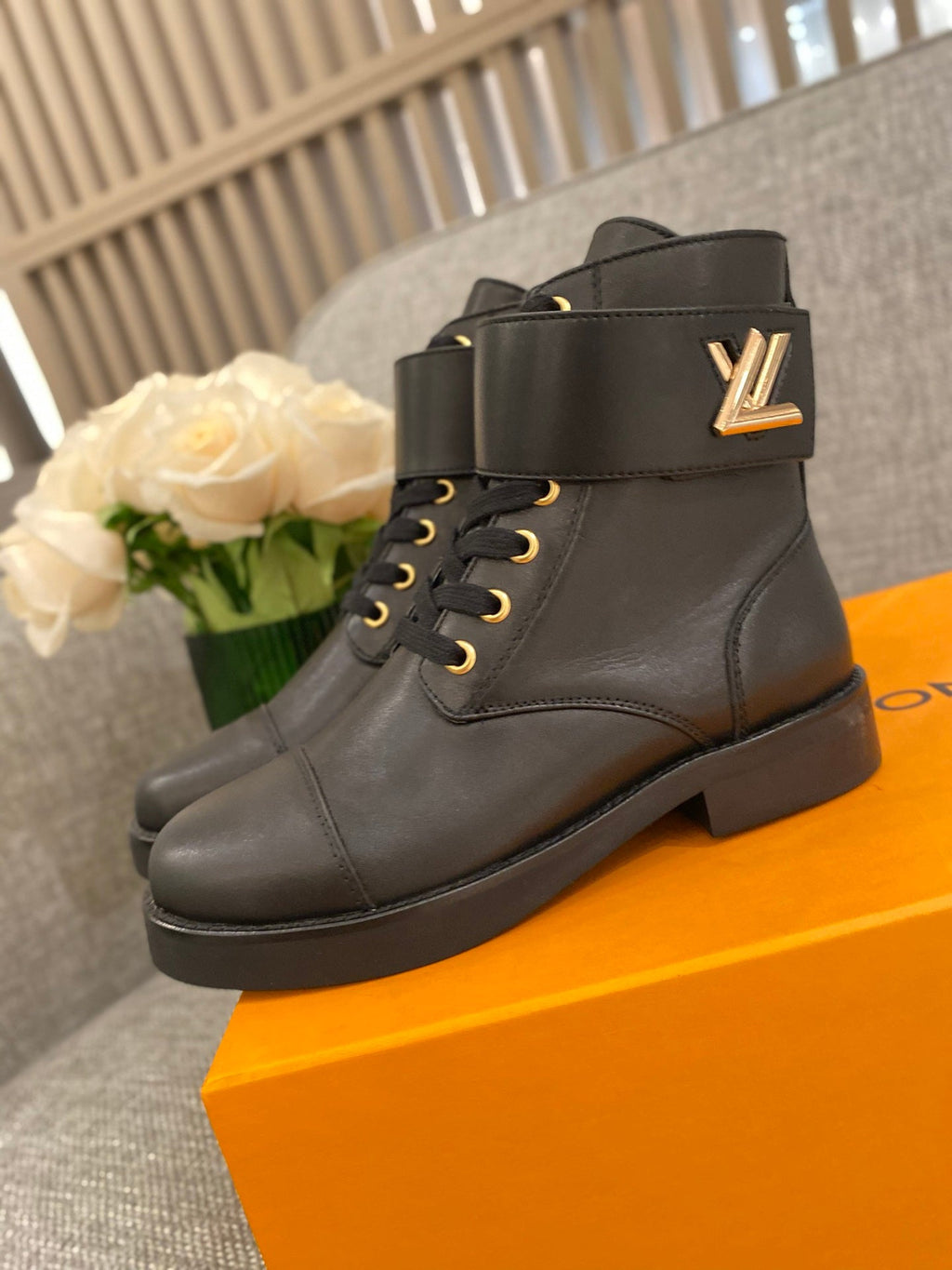 LO-LV bags 3455