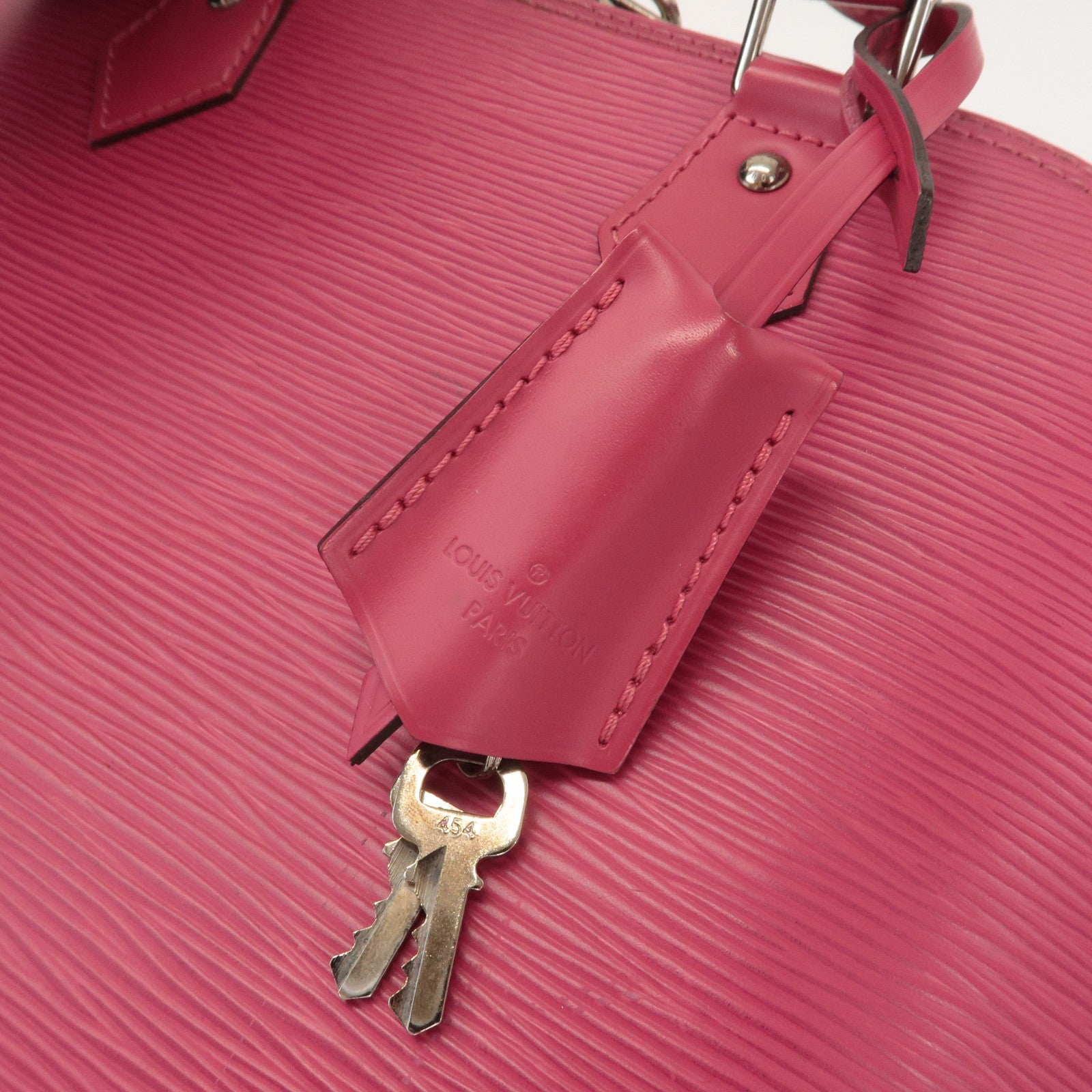 LO-LV bags 3937