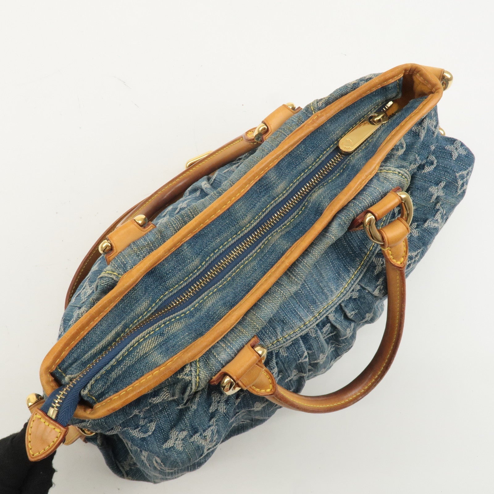 LO-LV bags 4048