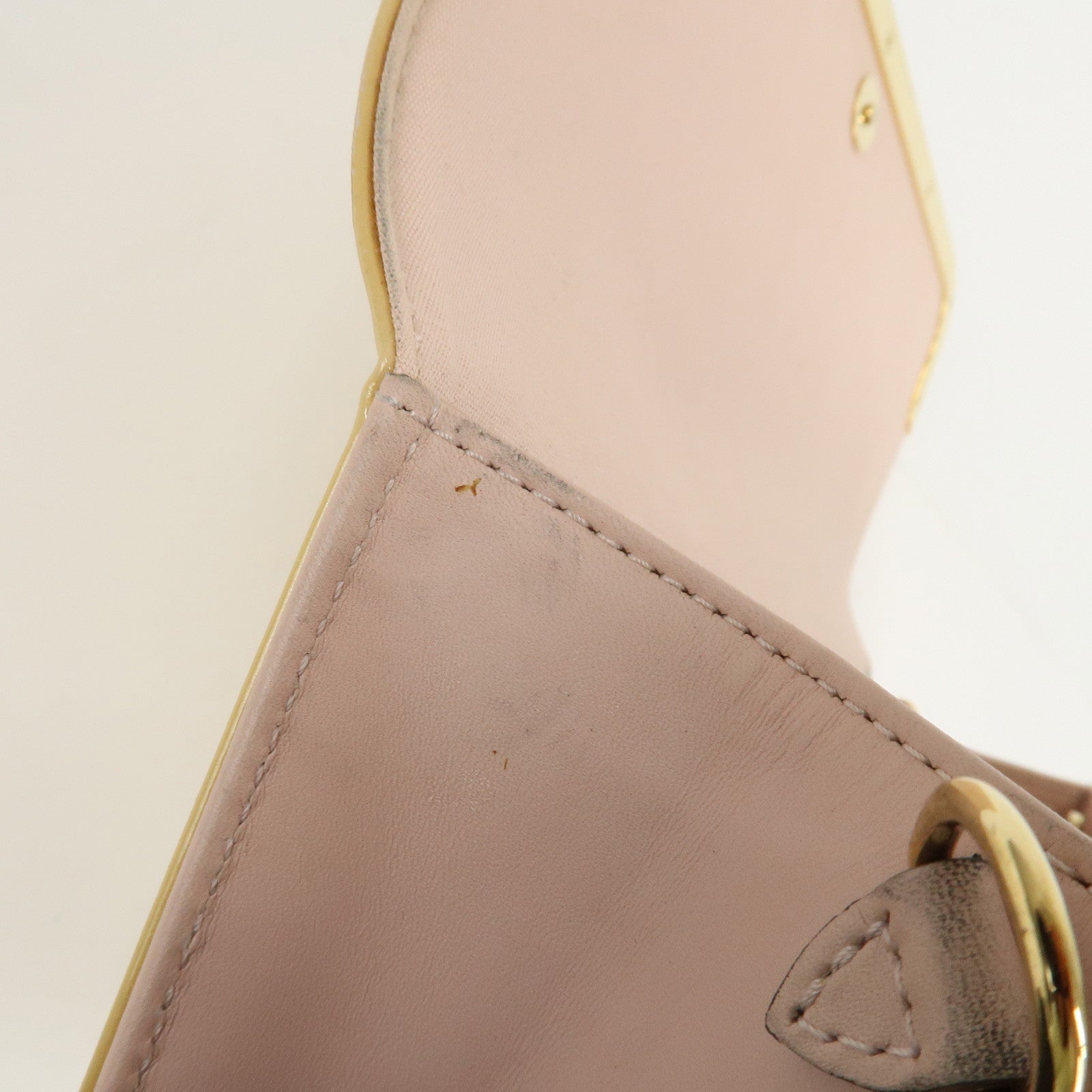 LO-LV bags 3843