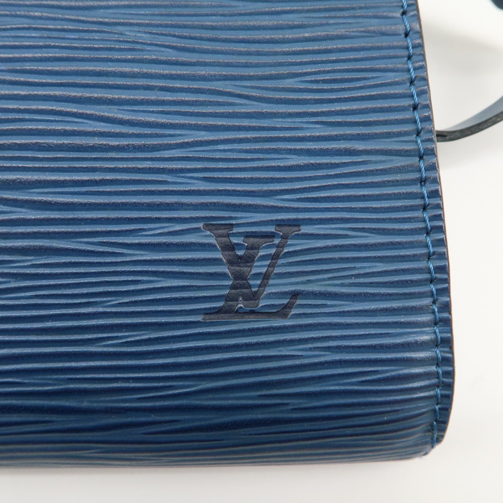 LO-LV bags 3783
