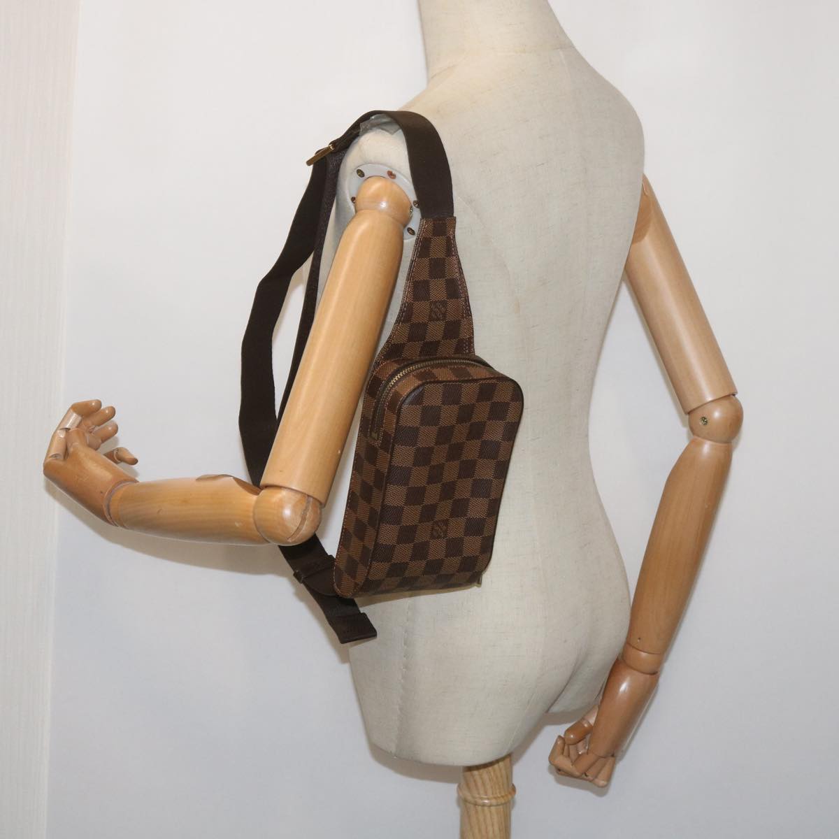 LO-LV bags 6628