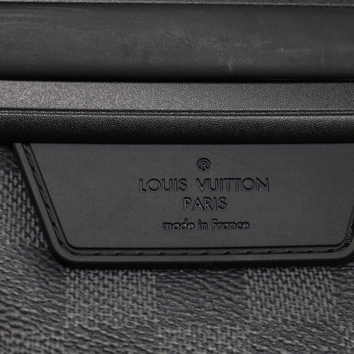 LO-LV bags 3008
